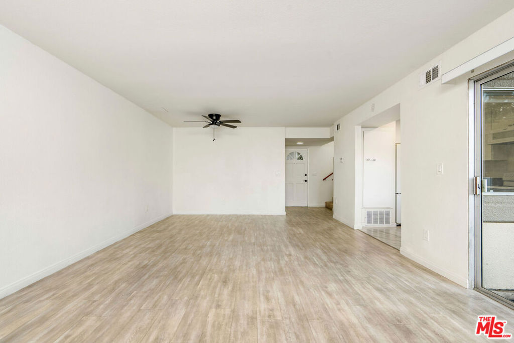 Peppertree Northridge - Residential