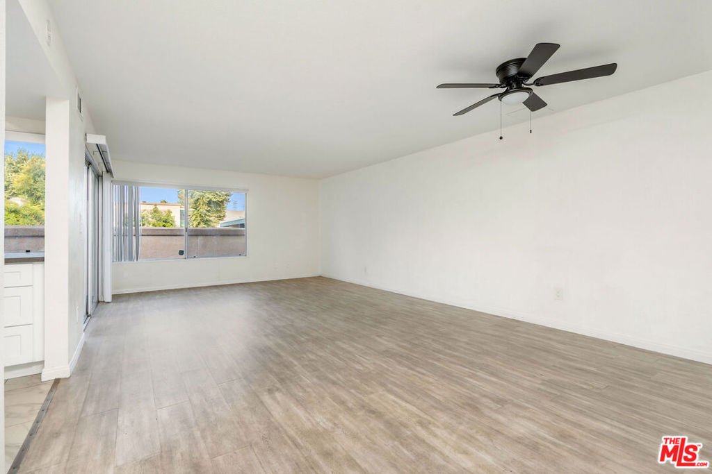 Peppertree Northridge - Residential
