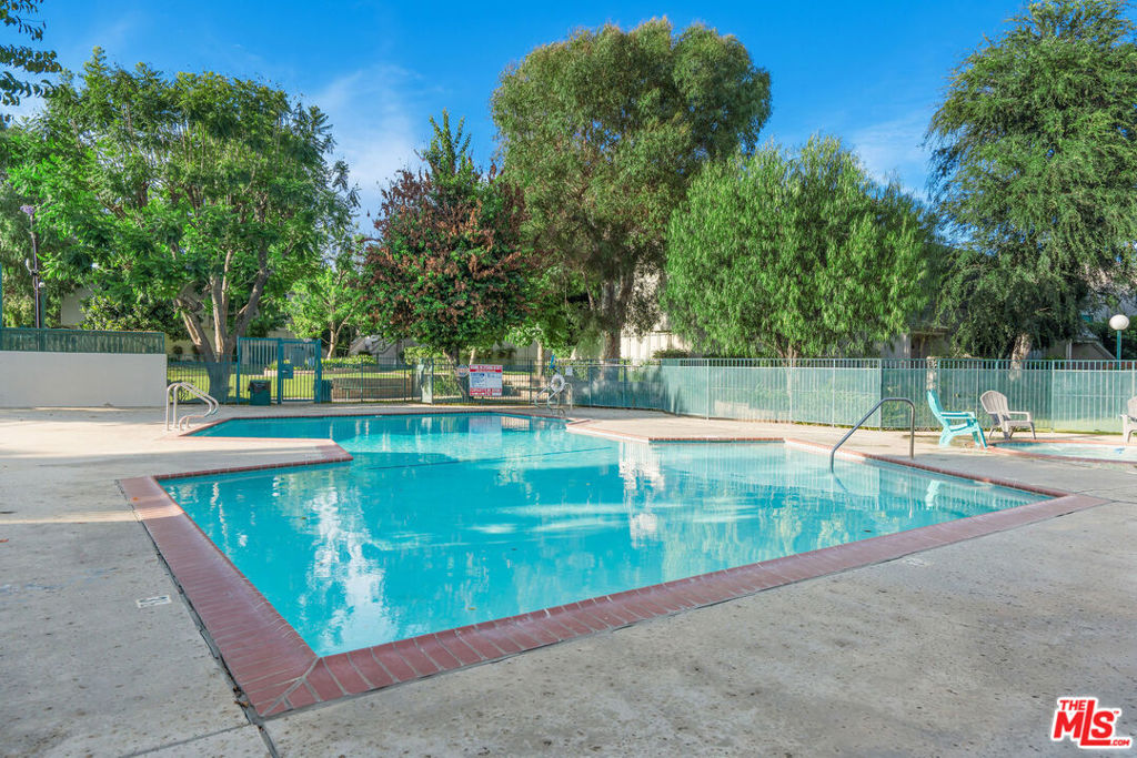 Peppertree Northridge - Residential