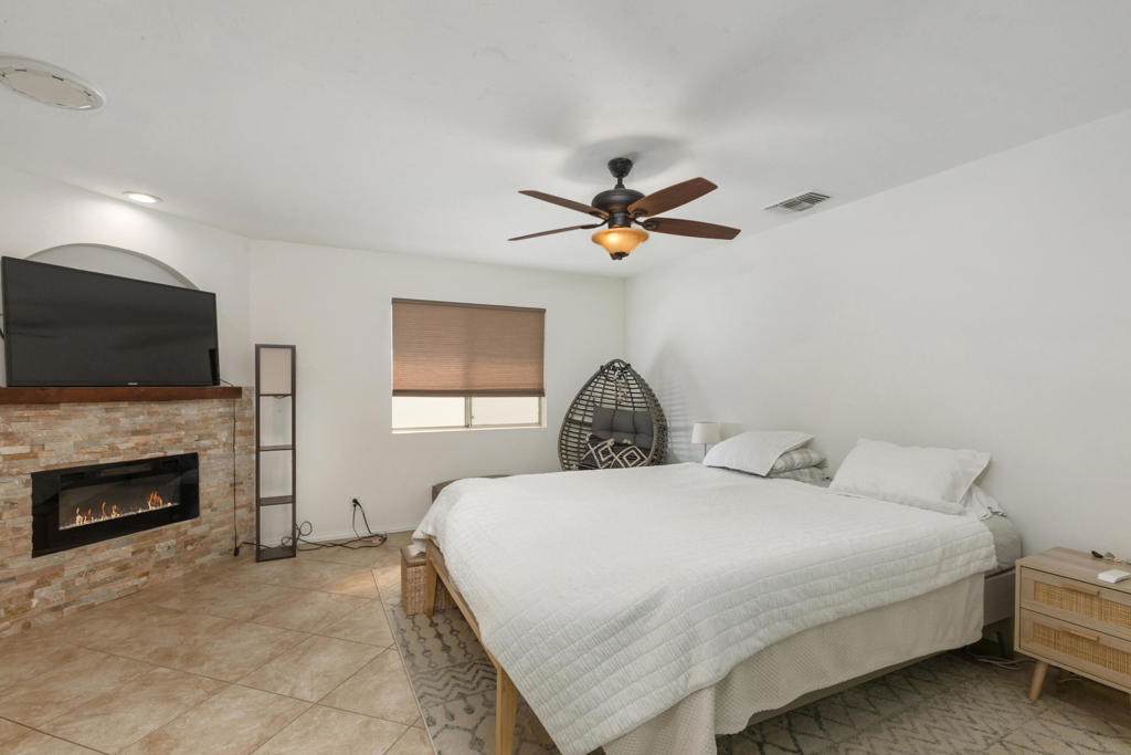 La Quinta Cove - Residential