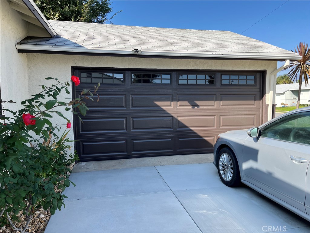 1926 W Lufkin Street