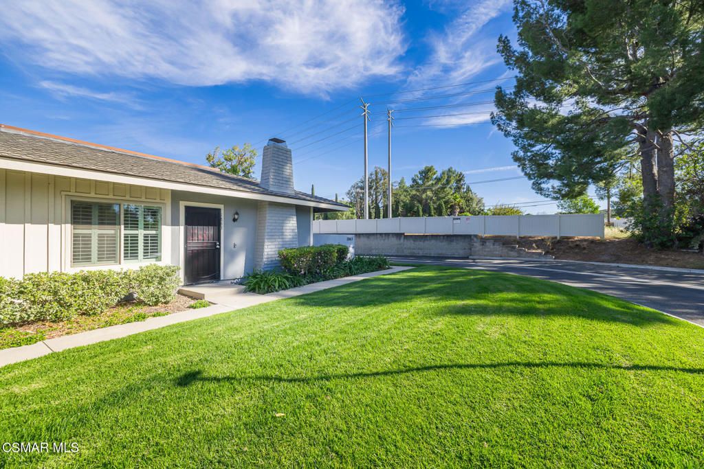 Photo of 1863 Aleppo Court, Thousand Oaks, CA 91362 (MLS # 226001173)