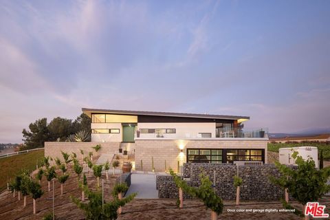 Photo of 36453 Via El Pais Bonita, Temecula, CA 92592 (MLS # 26639489)