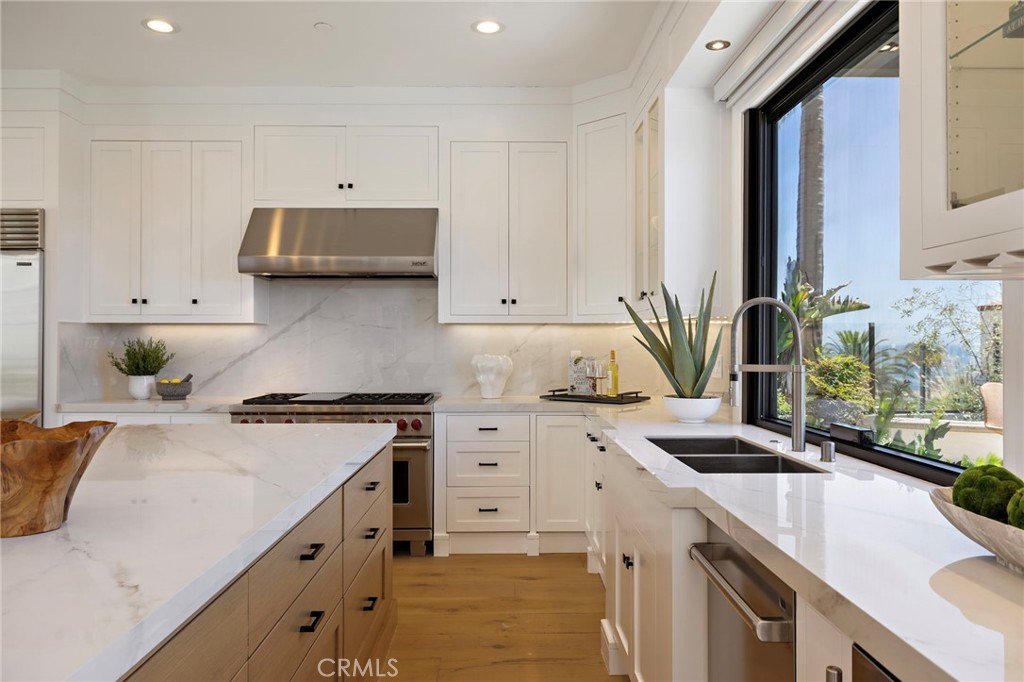 8 Baffin Bay, Newport Coast CA 92657 - Photo 14