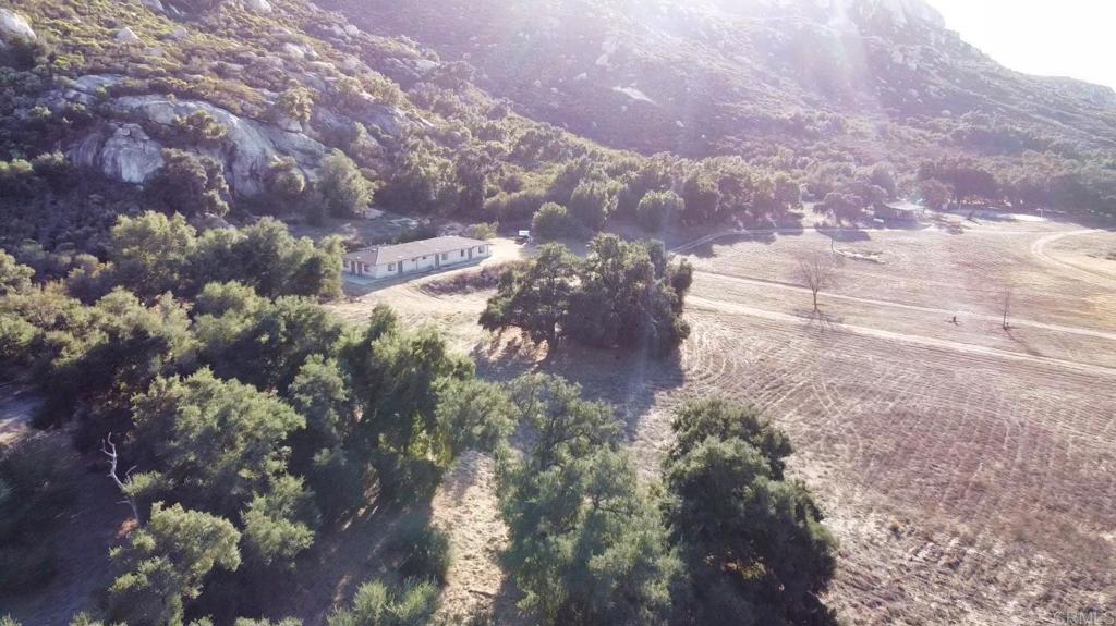 24352 Featherstone Canyon Rd