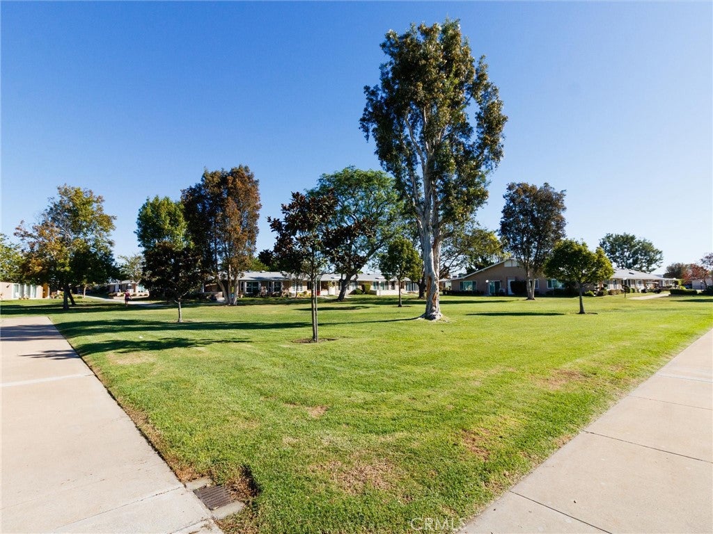 1400 Weeburn Road 82-F