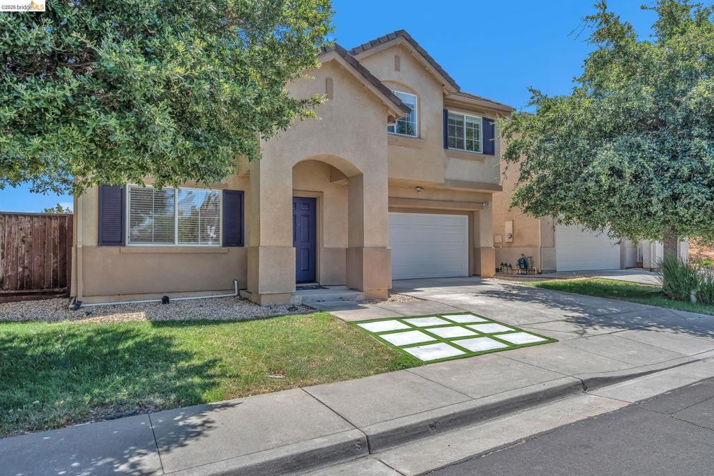 544 Pine Creek Cir