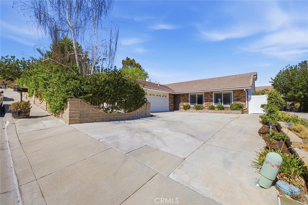 28354 Mount Stephen