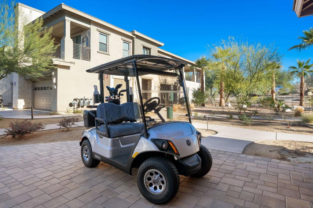 The Retreat at DW - Residential