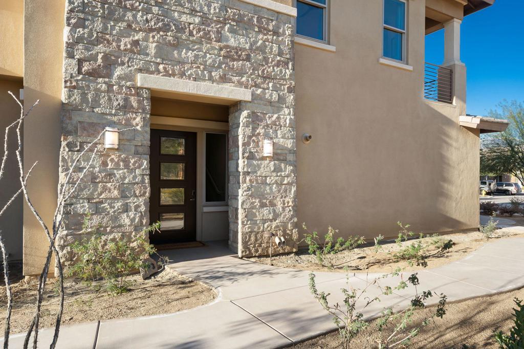 The Retreat at DW - Residential