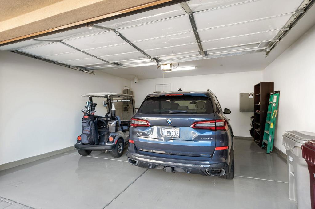 The Retreat at DW - Residential