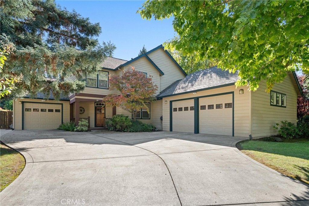 Photo of 29 Spicebush Court, Chico, CA 95928 (MLS # SN26056140)