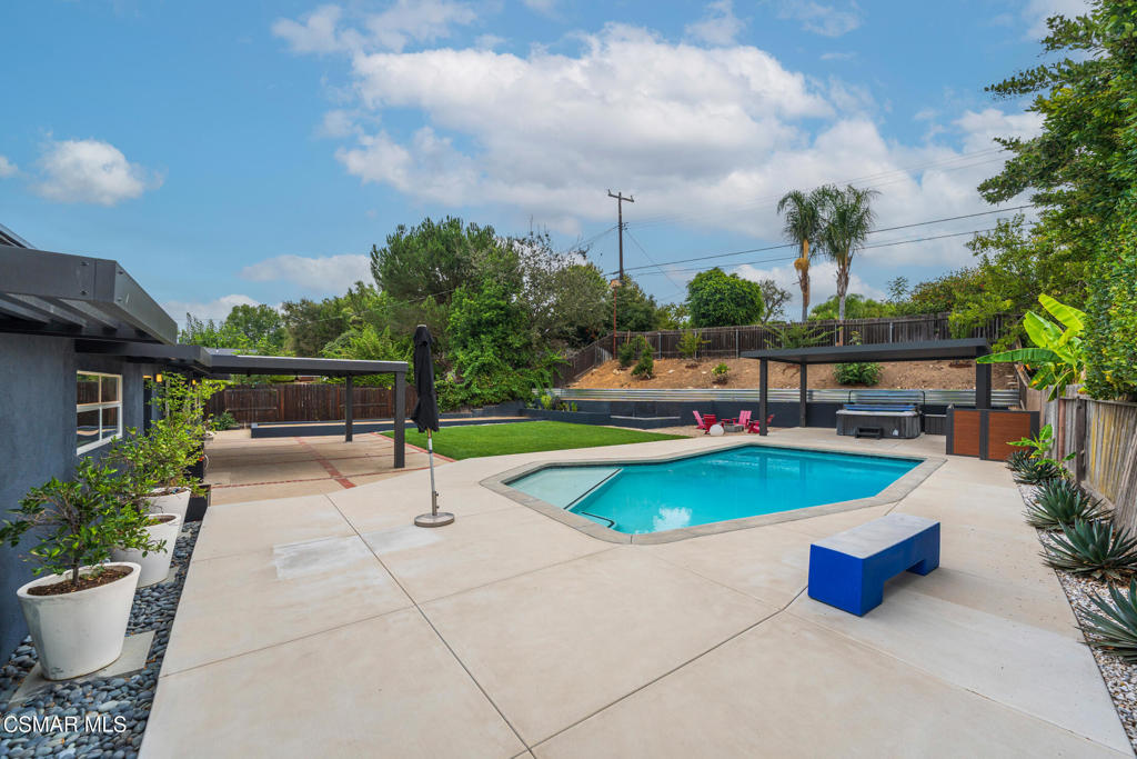 Old Meadows-522 - 522 - Residential