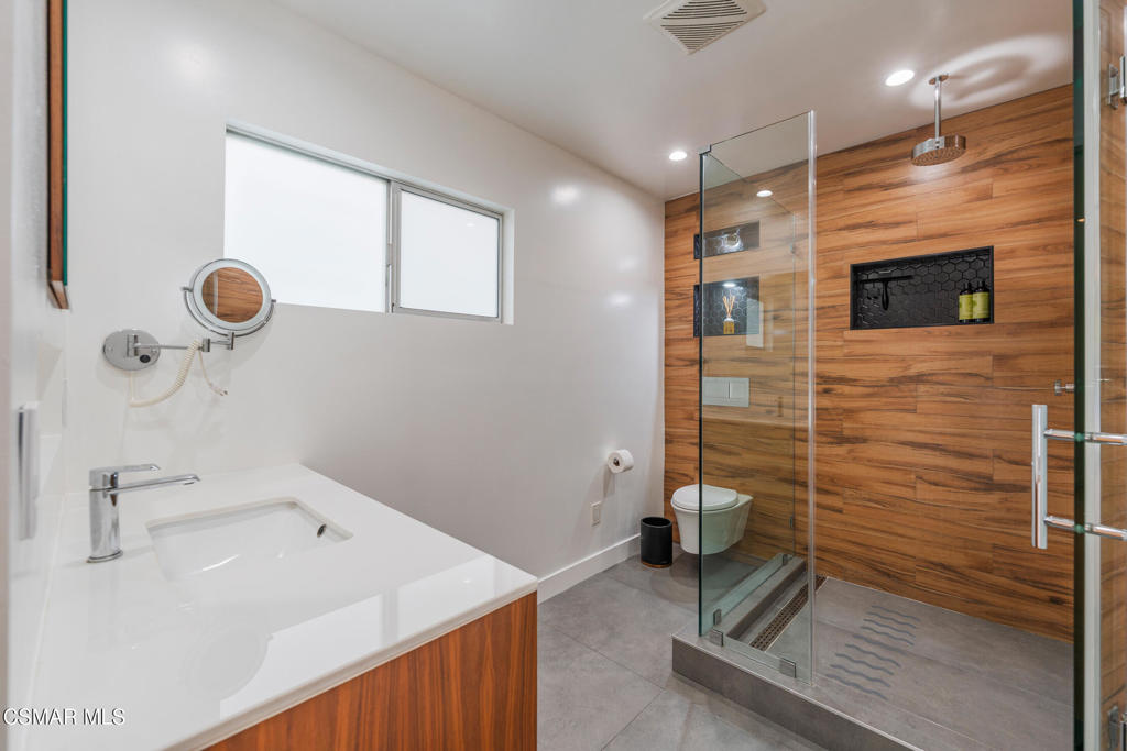 Old Meadows-522 - 522 - Residential