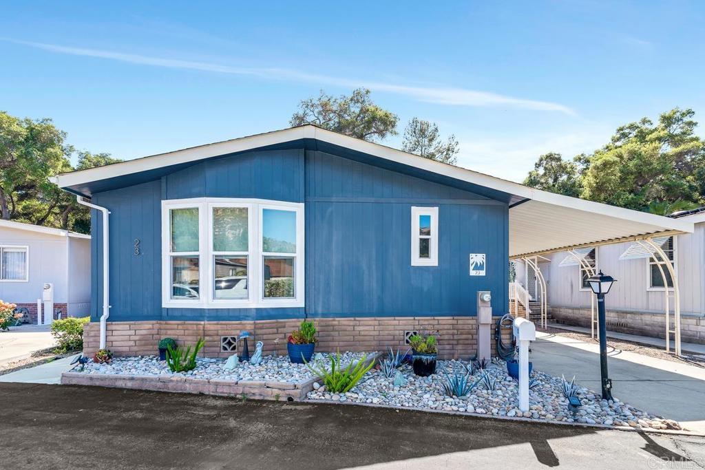 8975 Lawrence Welk Rd 23