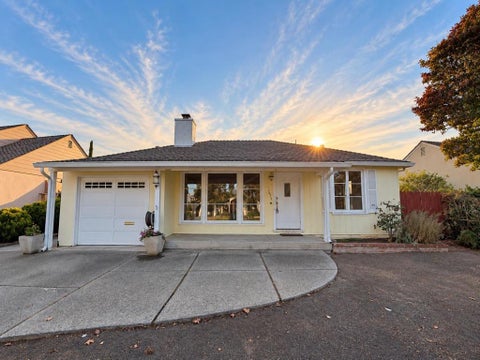 Photo of 1618 Anamor Street, Redwood City, CA 94061 (MLS # ML82066011)