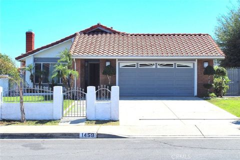 Photo of 1459 W James Street, Bloomington, CA 92316 (MLS # CV25196871) Photo of 1459 W James Street, Bloomington, CA 92316 (MLS # CV25196871)