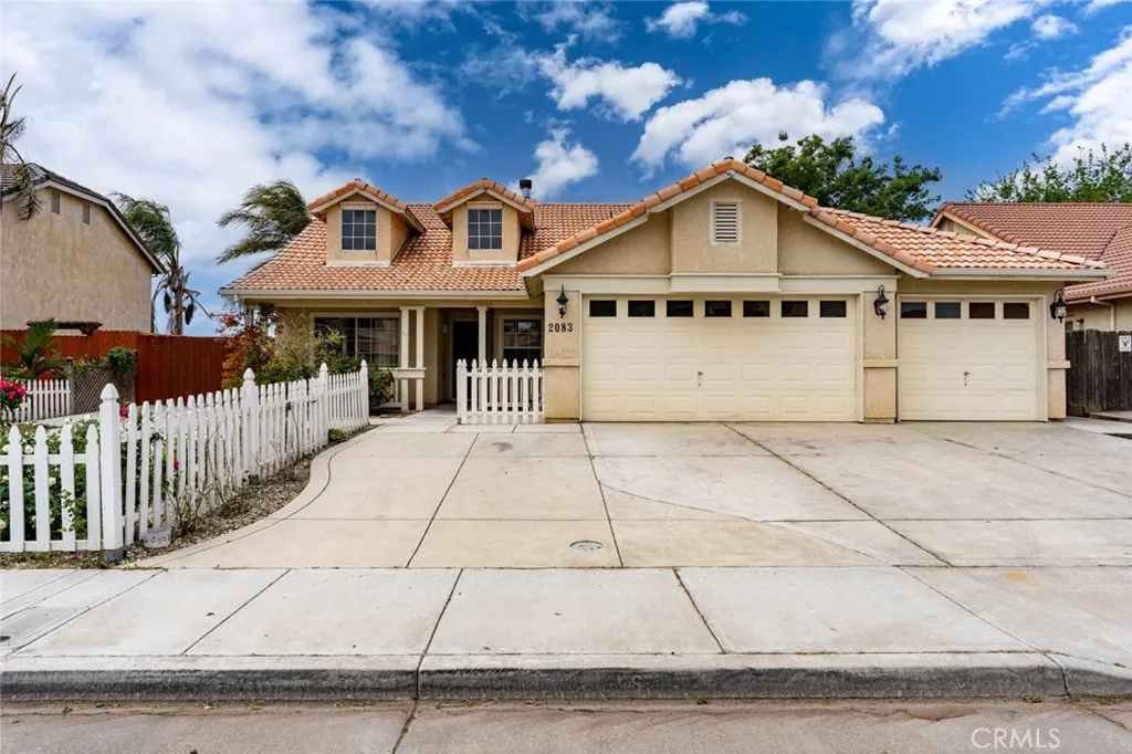 Los Banos, California 93635, United States, 4 Bedrooms Bedrooms, ,2 BathroomsBathrooms,Residential,Active,170520