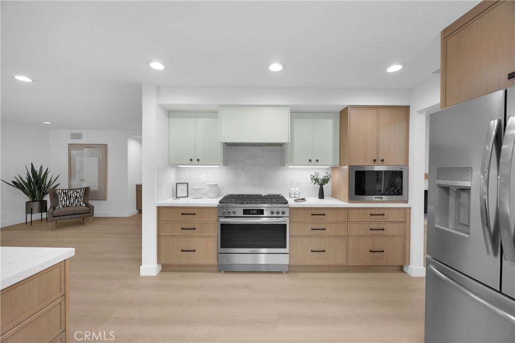 8792 Baywood Drive, Huntington Beach CA 92646 - Photo 14