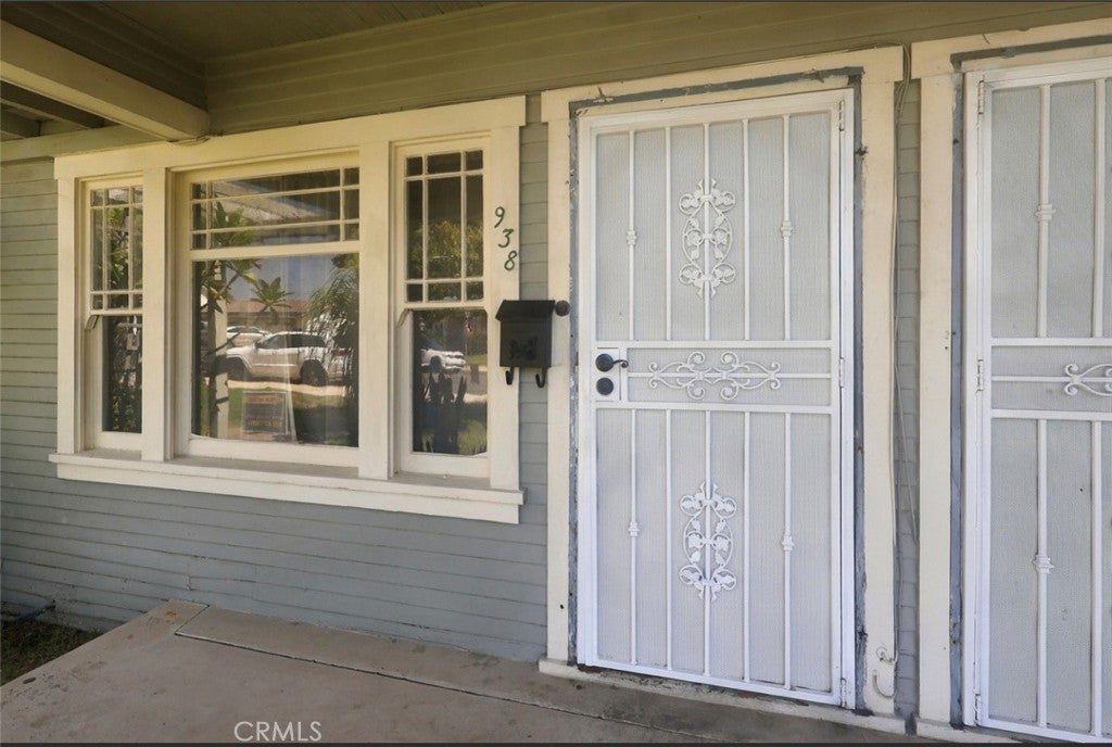 936 N Laurel