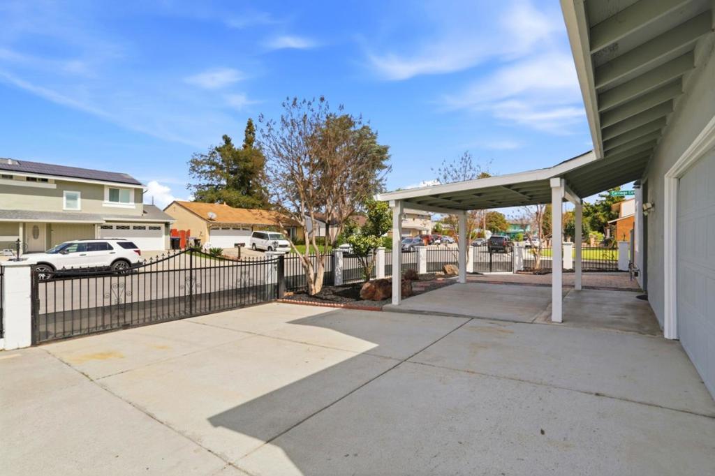 3281 Lantern Way