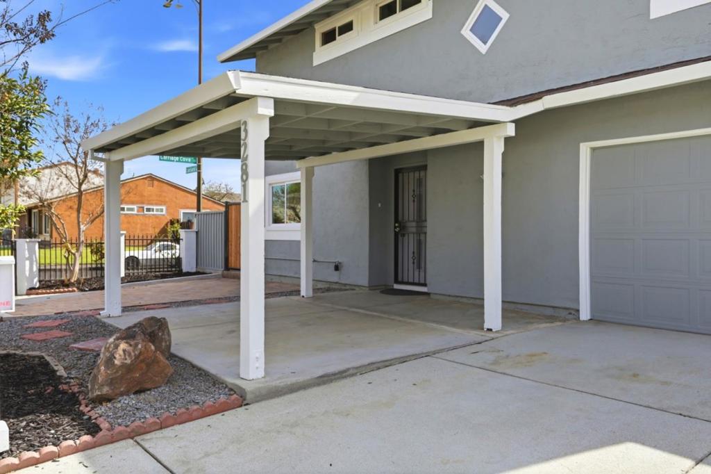 3281 Lantern Way
