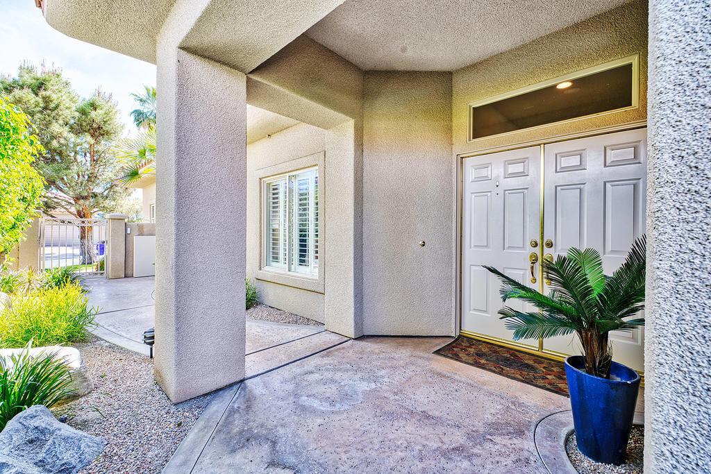 152 Kavenish Drive
