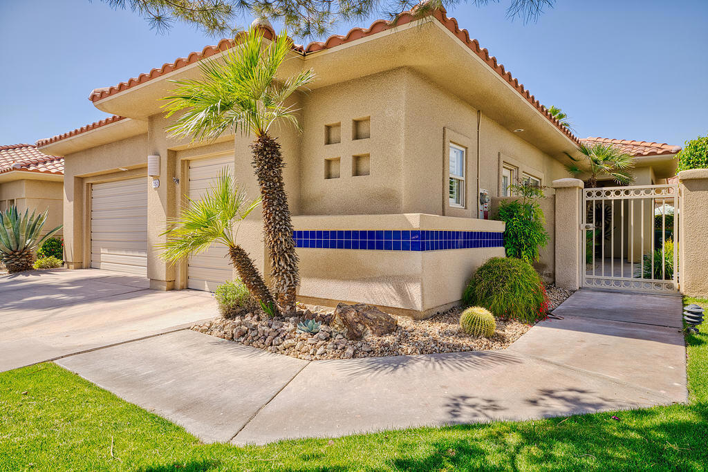 152 Kavenish Drive