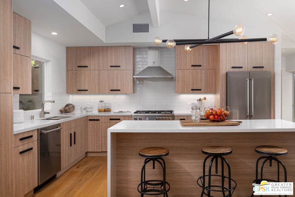 Movie Colony East - Residential