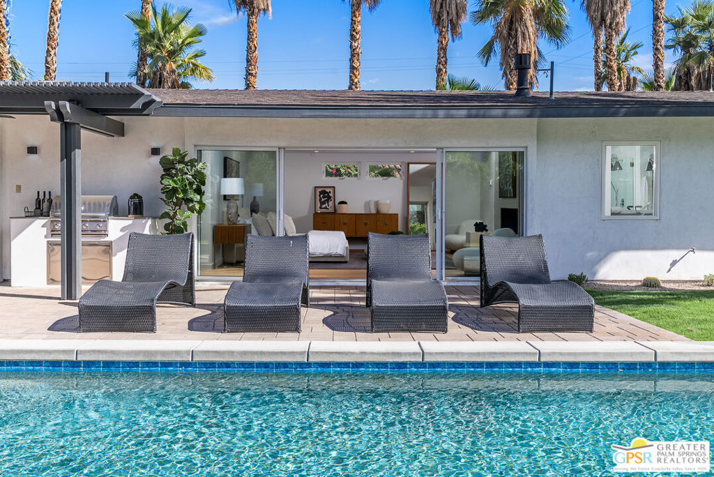 Movie Colony East - Residential