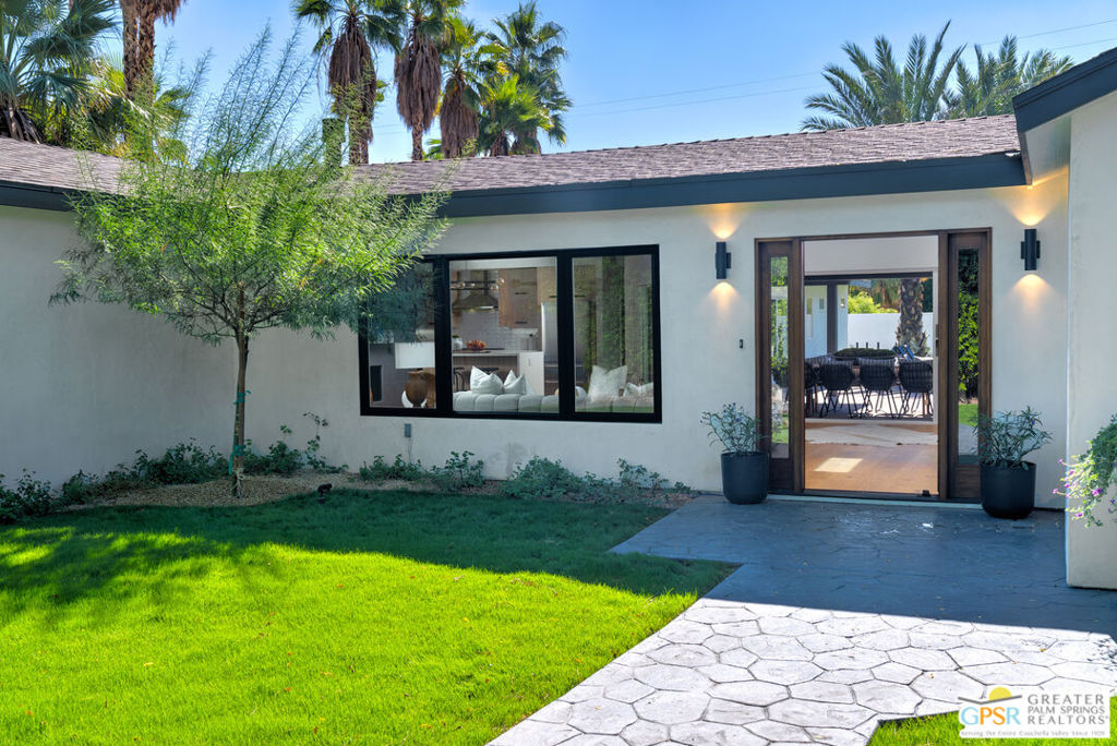 Movie Colony East - Residential