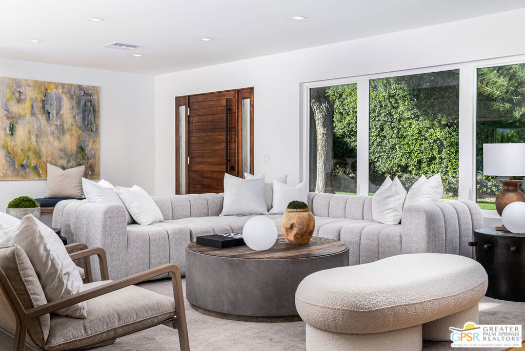 Movie Colony East - Residential