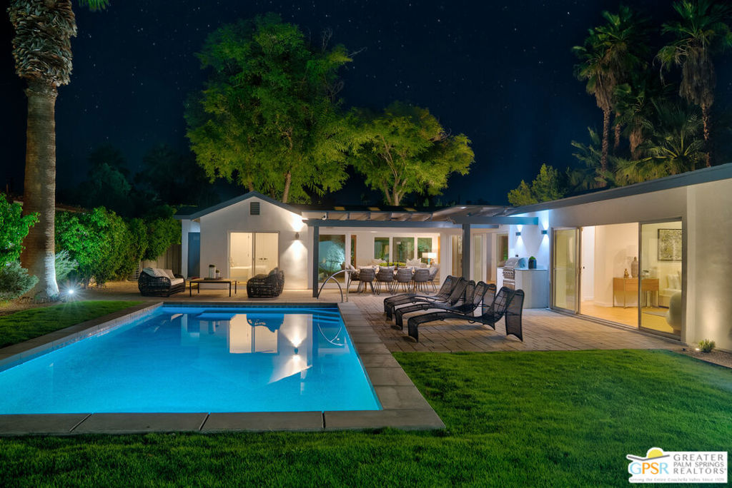 Movie Colony East - Residential