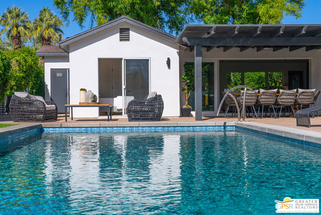 Movie Colony East - Residential