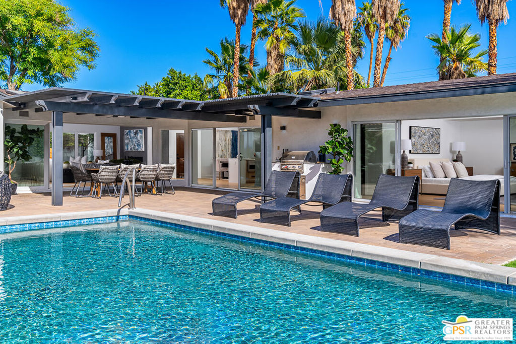 Movie Colony East - Residential