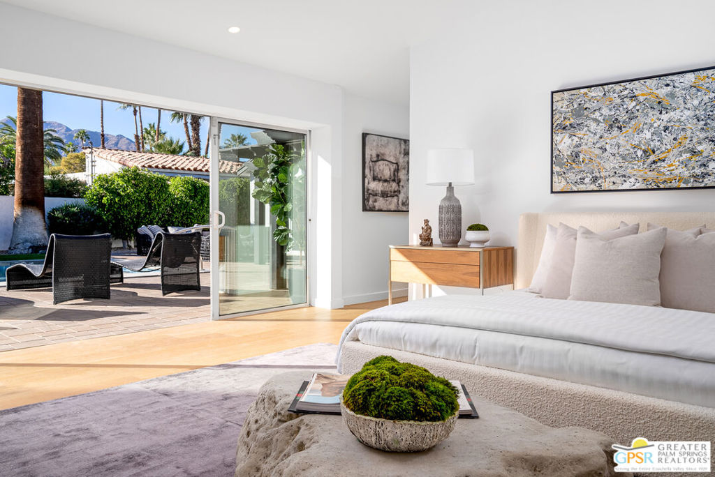 Movie Colony East - Residential