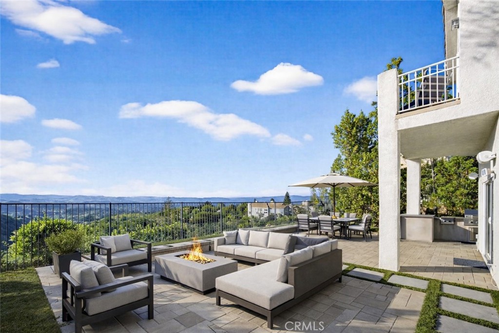 22535 Blueridge Court