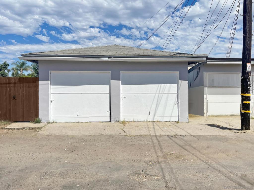 East San Diego - Residential Income