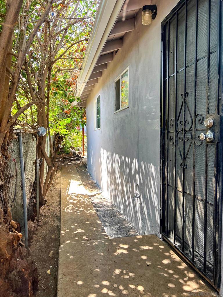 East San Diego - Residential Income