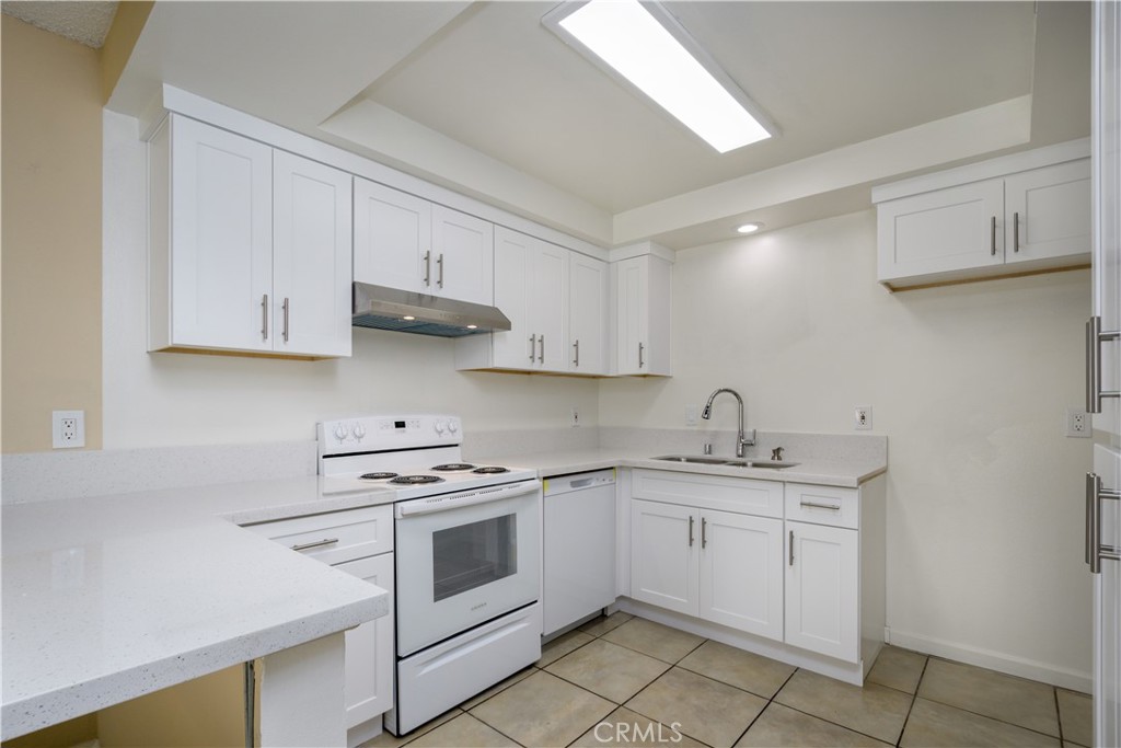 1881 Mitchell Avenue 8