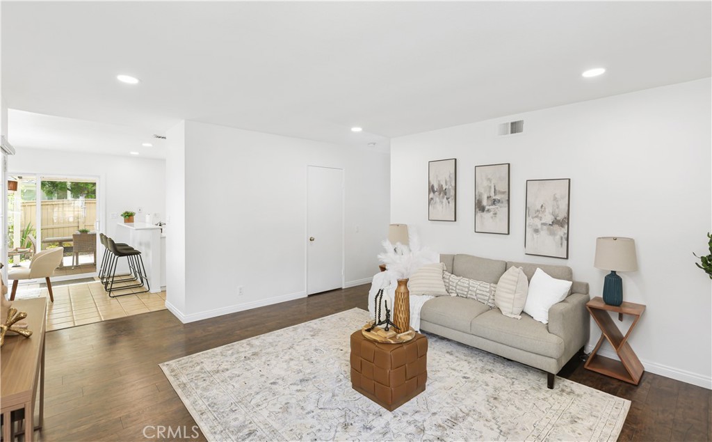 155 Rockwood