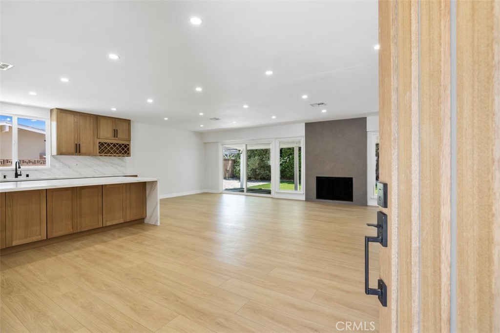 22306 Marlin Place