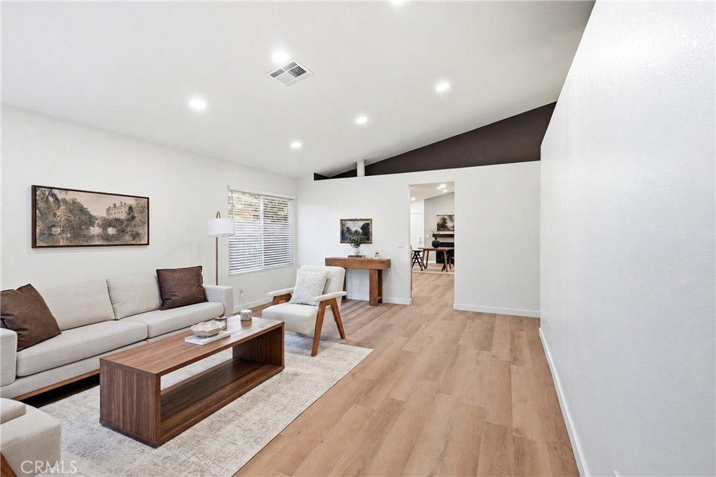 2665 E Avenue Q14