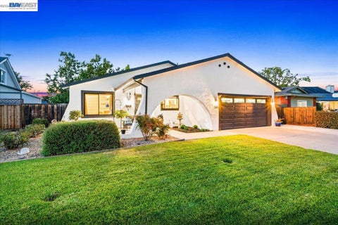 Photo of 586 Colusa Way WAY, Livermore, CA 94551 (MLS # 41149041)