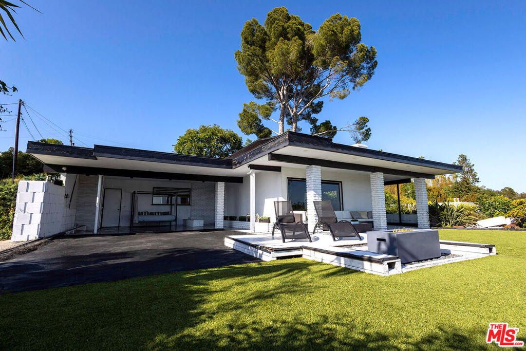 9924 beverly grove drive