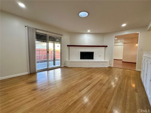 Photo of 16817 San Fernando Mission, Granada Hills, CA 91344 (MLS # SR26030186)