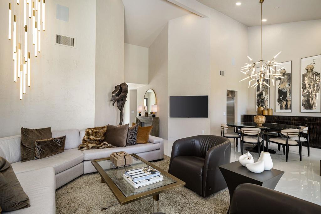 49240 Avenue Vista Bonita