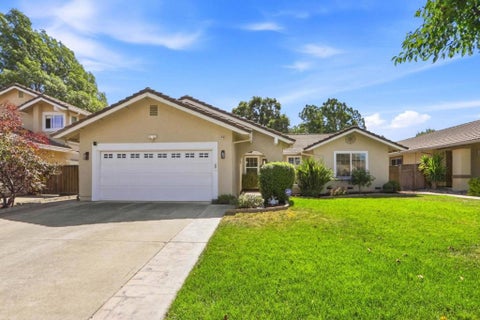 Photo of 3430 Whitehall Court, Pleasanton, CA 94588 (MLS # ML82061658)