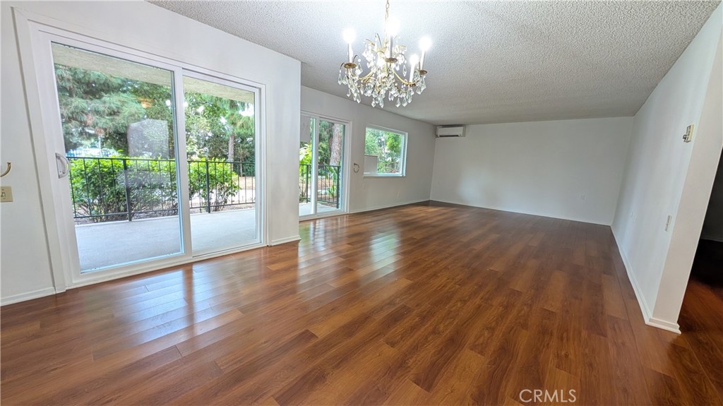 2385 Via Mariposa W 1F