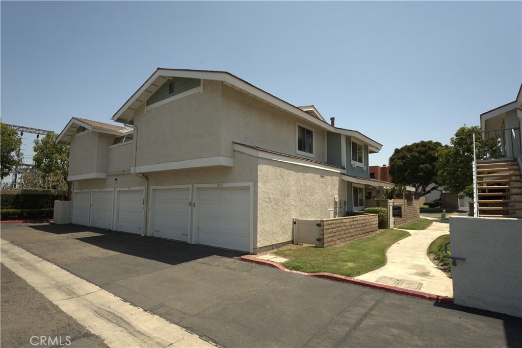 8024 Woodland Drive 11